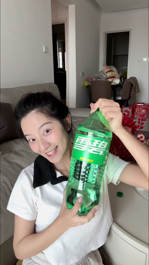 雪碧过年广告图标