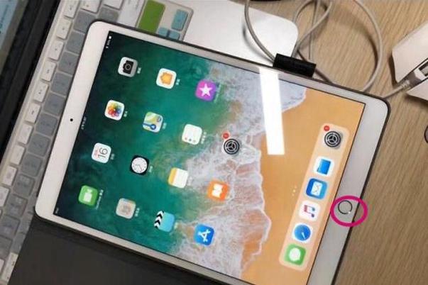 ipad如何不触屏关机