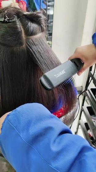 直发夹板的正确使用方法