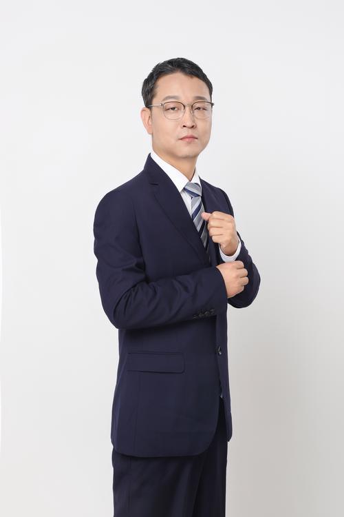 爱无价商城创始人