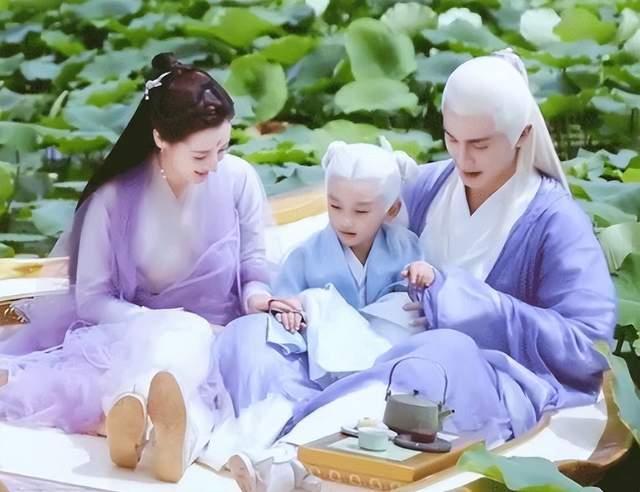 白滚滚与阿离谁更尊贵