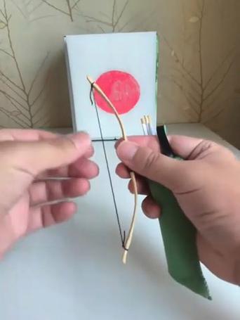 用牙签做一把小弓箭游戏截图