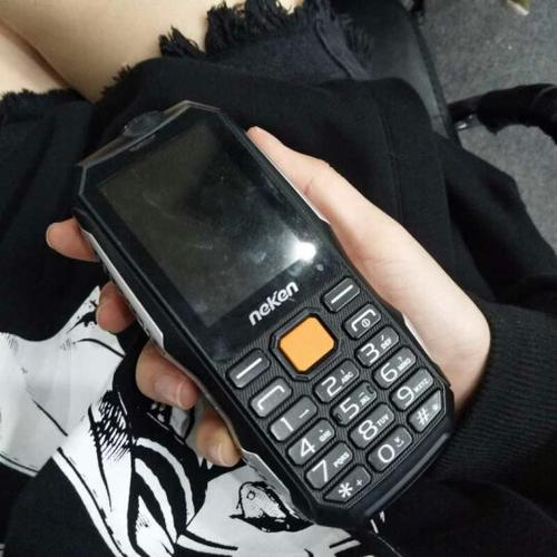 尼凯恩en3开机键