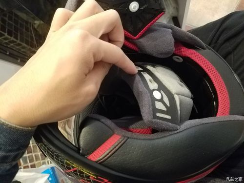 shoei头盔内衬怎么装