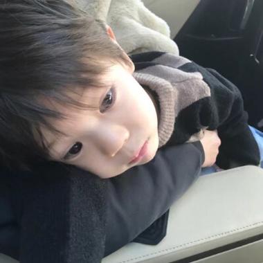 头像小孩男生可爱萌