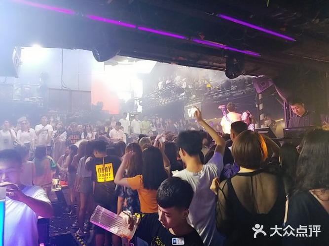 大连tt酒吧在什么位置