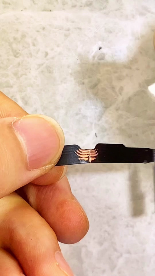 听筒排线断了