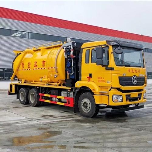吸污车