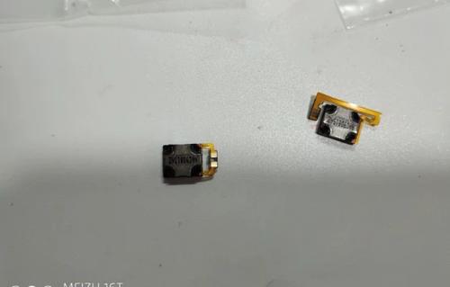 听筒和扬声器组成双扬声器
