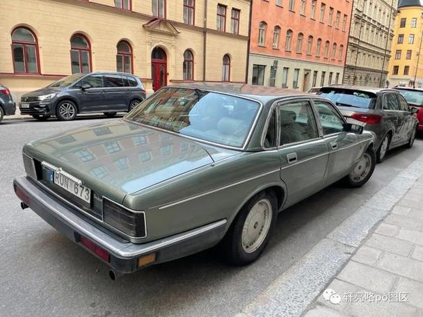 捷豹XJ40