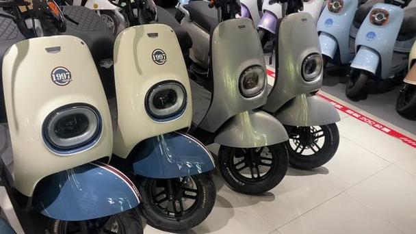 雅迪冠能5代有几种型号