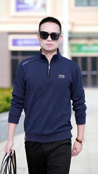 男士卫衣建议买大了还是正好