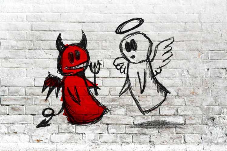 一半人一半恶魔图片
