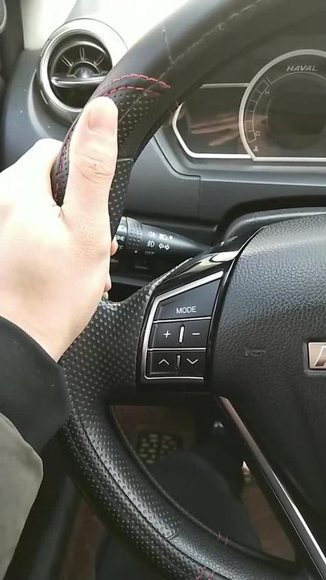 方向盘一打就吱吱响