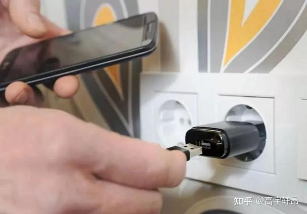 把充电器拔了手机还显示充电