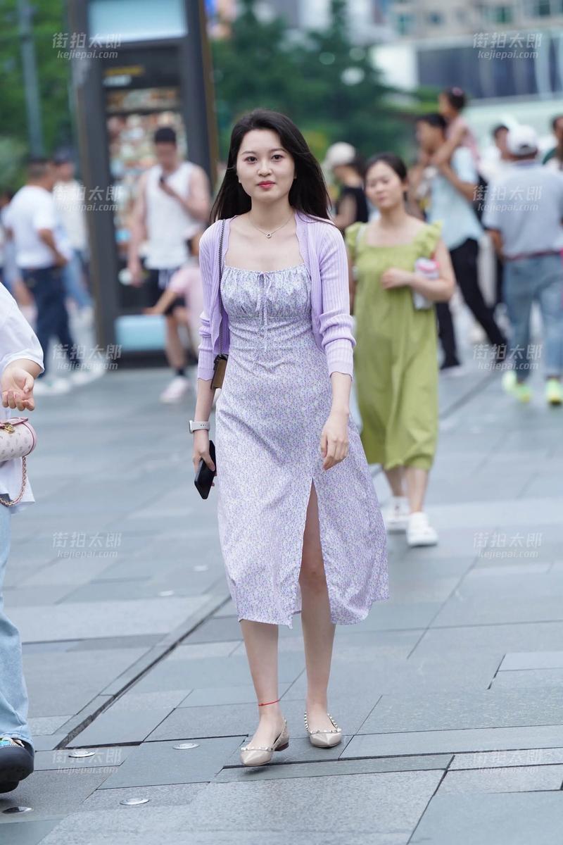 美女挠痒痒痒疯了游戏截图