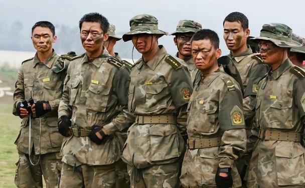 士兵突击电视剧高清