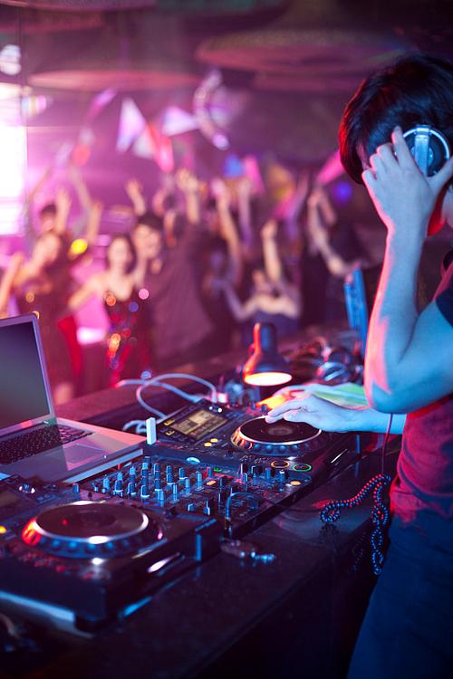 dj免费下载缩略图