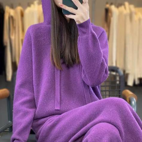 一套紫色衣服好看吗截图