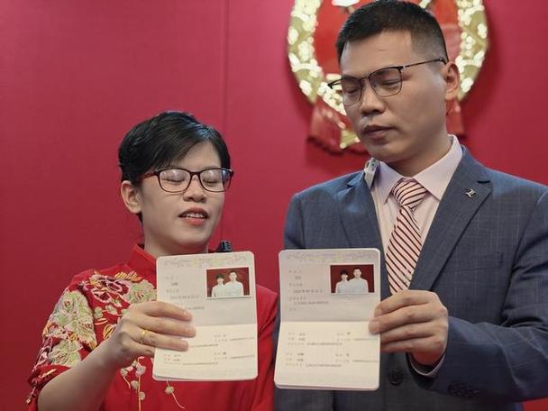 制作结婚证软件app