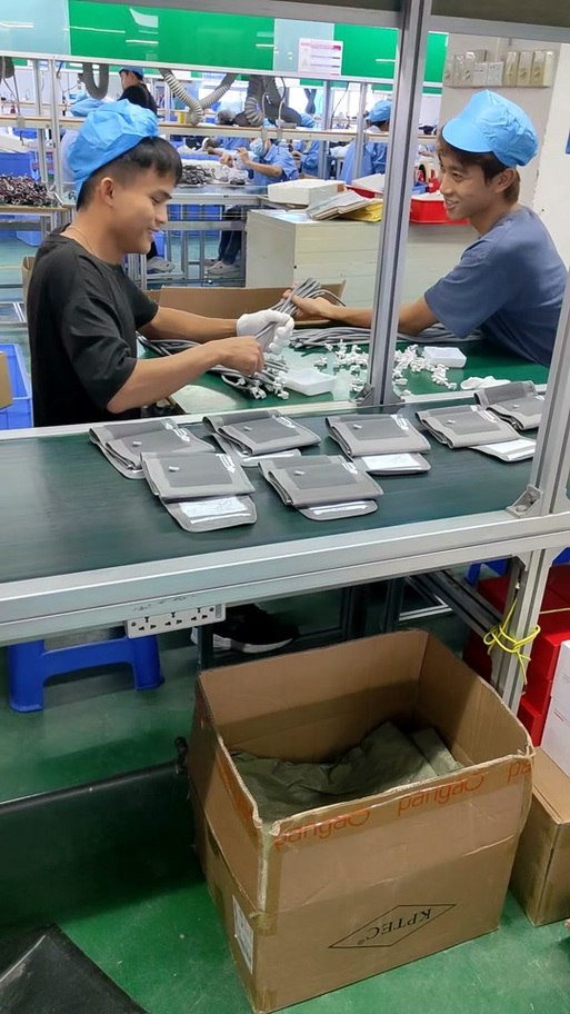 手机配件厂上班好不好