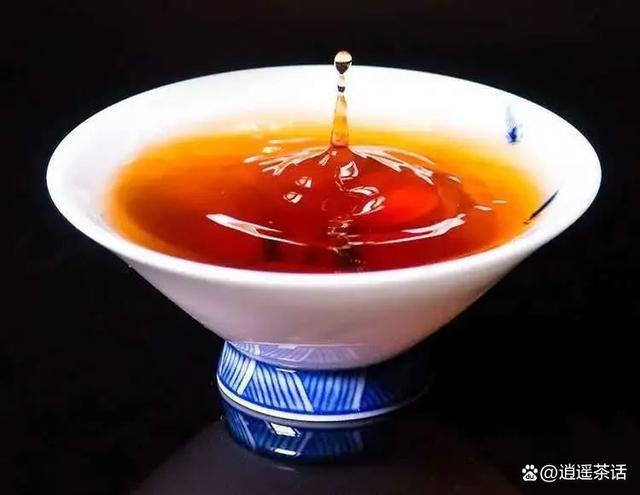 火锅店的汤为什么那么白