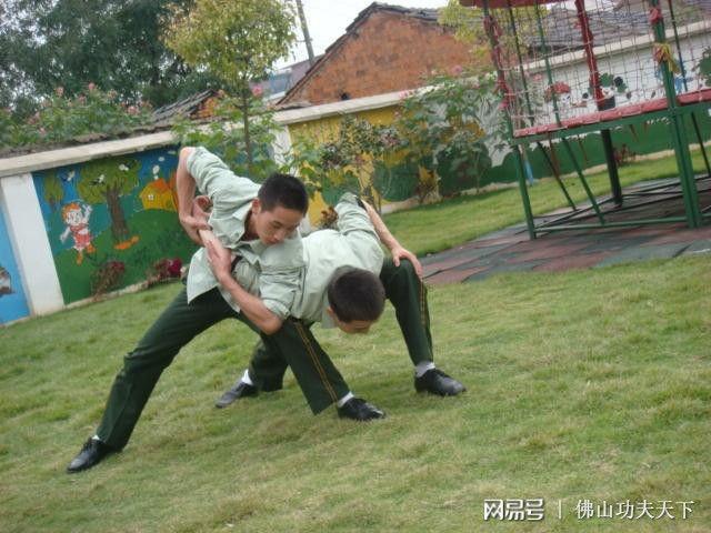 先练拳后练腿再擒拿用兵器