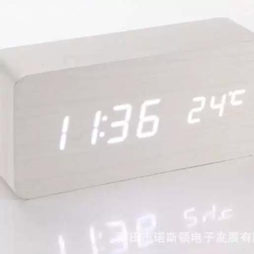 手机闹钟在哪里设置
