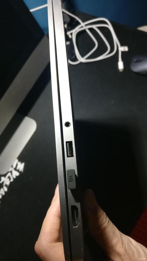 笔记本盖子合不严实缩略图
