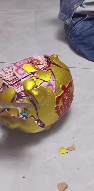 如何不打破存钱罐取出钱
