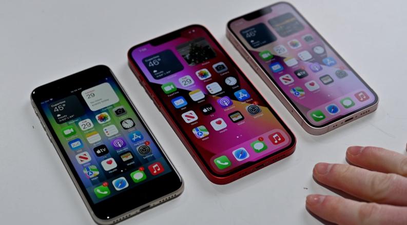 苹果SE和13哪个好图标