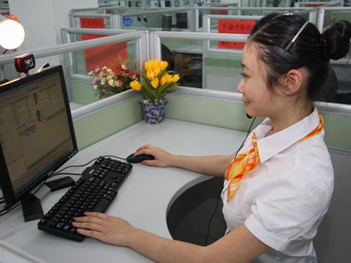 中国联通客服号码人工服务电话缩略图