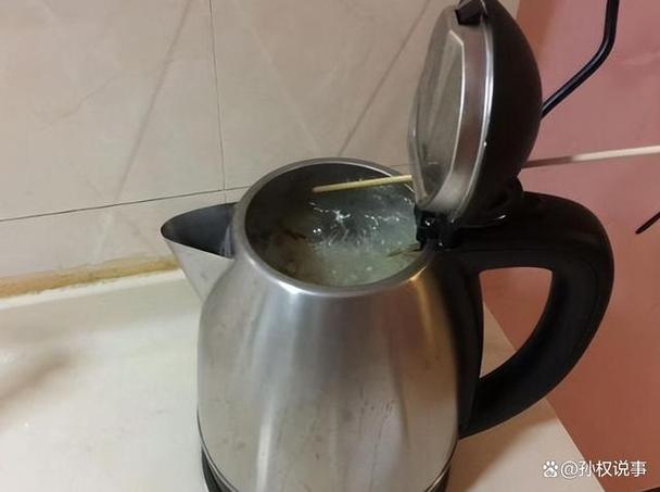烧水壶烧水能烧一半水吗缩略图