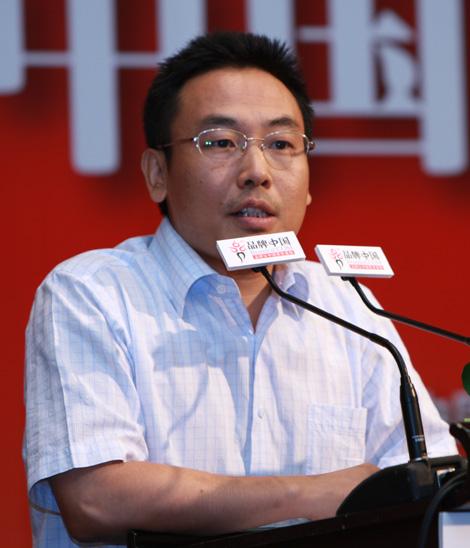 航美董事长