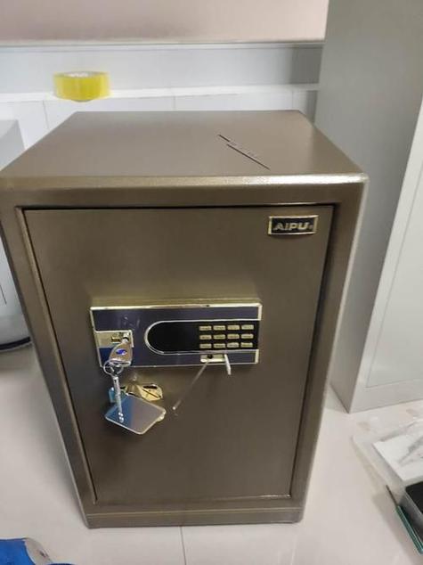 金盾保险柜钥匙丢了怎么打开