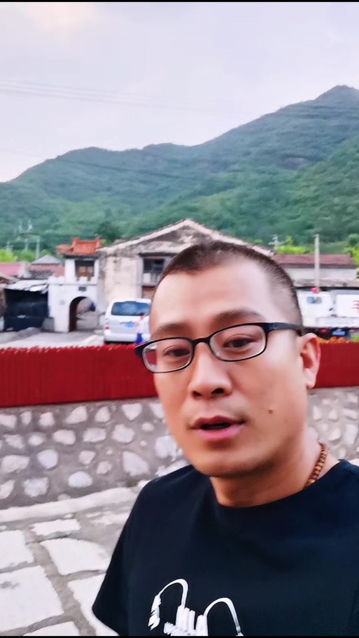 那年误入火焰村,世人称我小雾神
