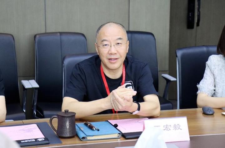 江苏晨越高新材料有限公司董事长