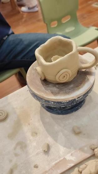 用硼砂粉和胶水做泥游戏截图