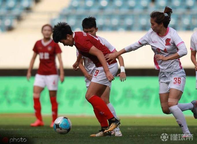 中超女足球队图标
