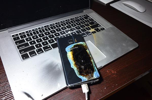 旧手机放在家里会爆炸吗