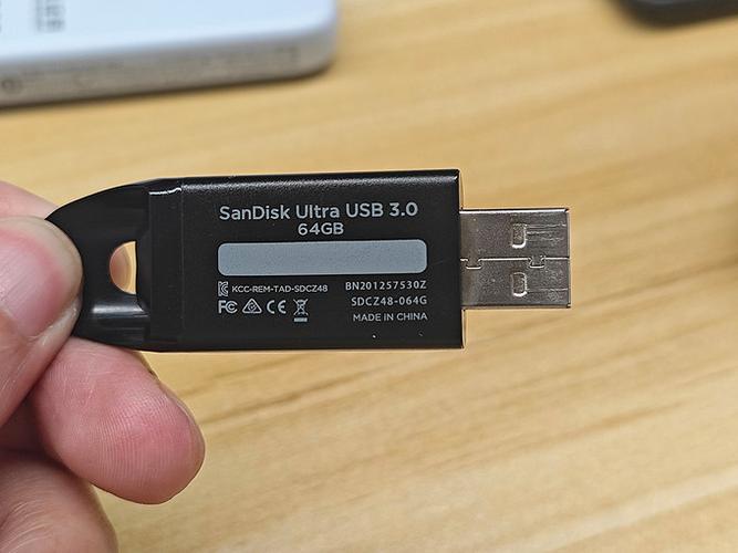 闪迪u盘格式化后变慢