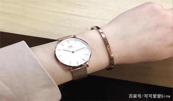 dw盖子怎么盖进去