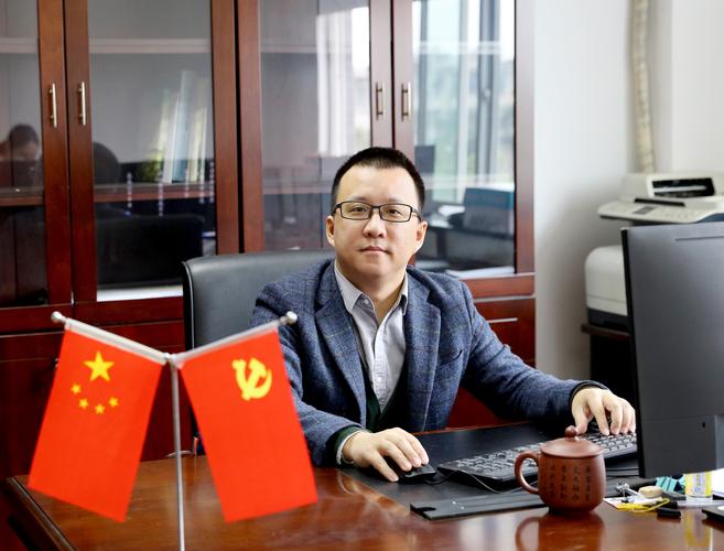 铁路湖东任瑞
