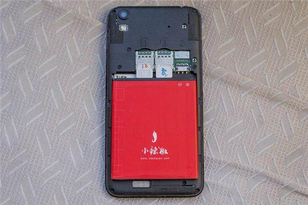 小辣椒双4G双百兆rom