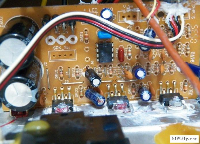 漫步者e3100功放芯片