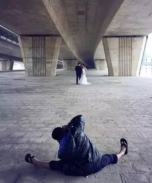 急招摄影师500元一天截图