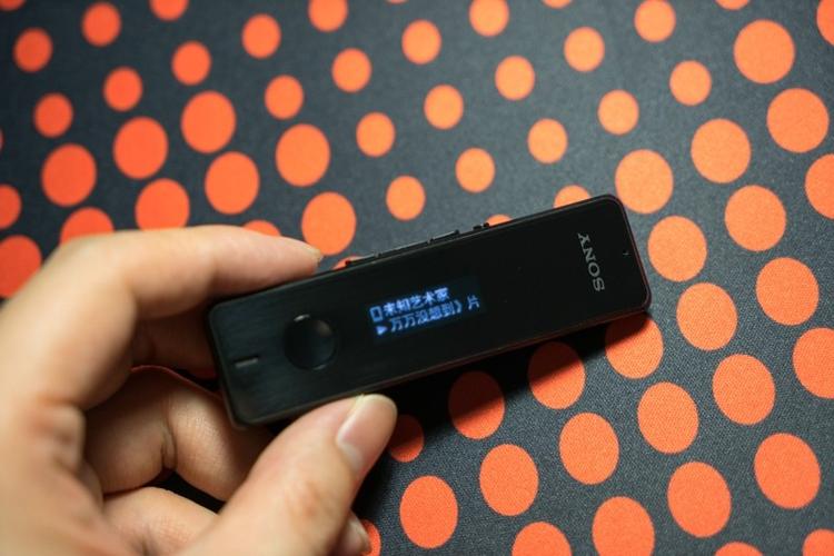 索尼手机怎么把应用放到桌面缩略图