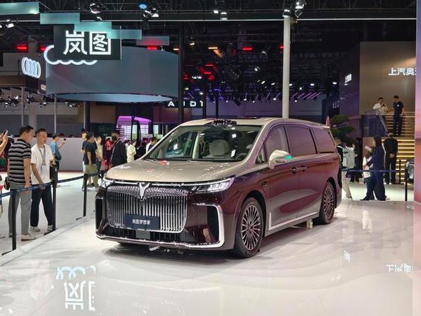 2025款岚图梦想家