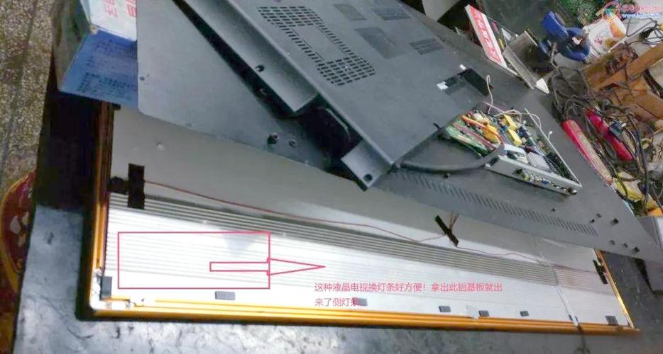 液晶电视换灯条后颜色不对