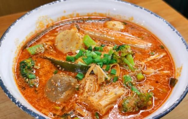 芝麻官麻辣烫加盟费